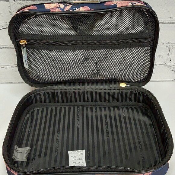 'VICTORIA'S SECRET' COSMETIC BAG'S COMPLETE 3-PIECE TRAVEL SET - Picture 3 of 16